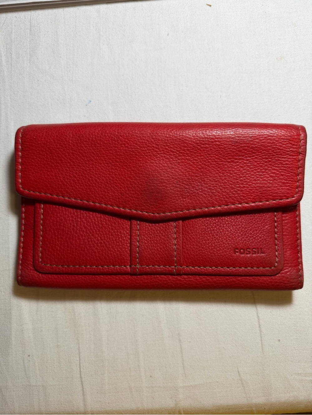 Fossil Red Pebbled Leather Envelope Wallet